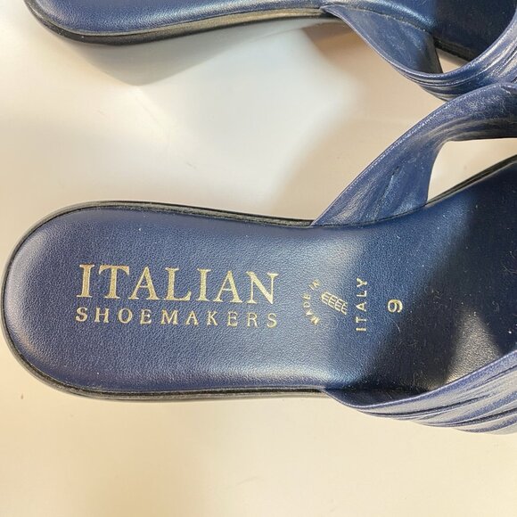 Italian Shoemakers Blue Crisscross Sandals Size 9 - Picture 2 of 11